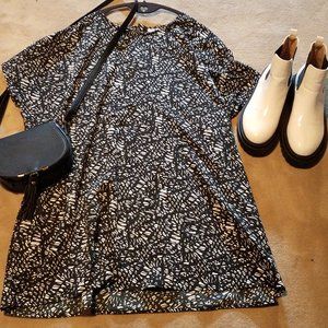 PATTERNED OVERSIZED MINI DRES
